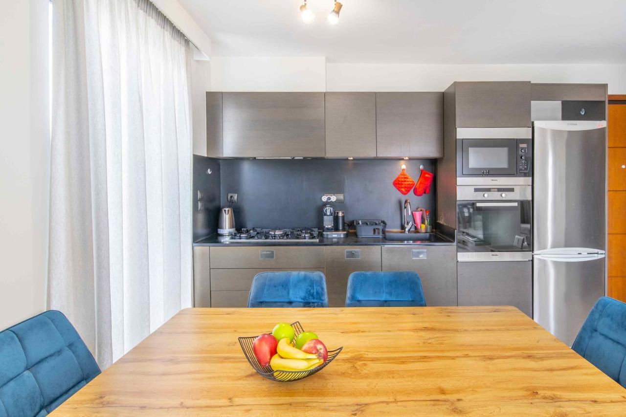 אתונה Lis153 By Smart Cozy Suites - Top Floors With Amazing City View - Available 24Hr מראה חיצוני תמונה