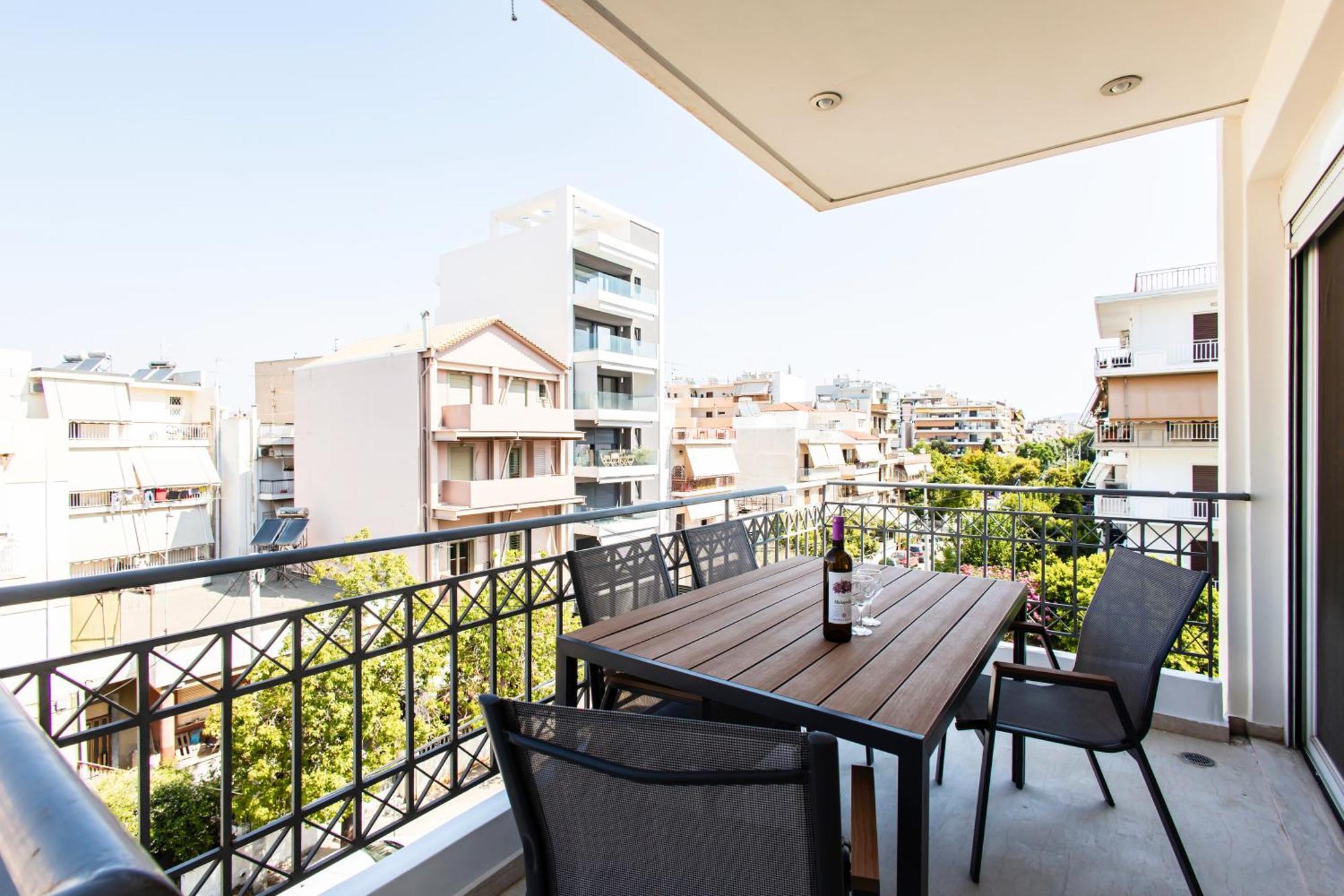 אתונה Lis153 By Smart Cozy Suites - Top Floors With Amazing City View - Available 24Hr מראה חיצוני תמונה