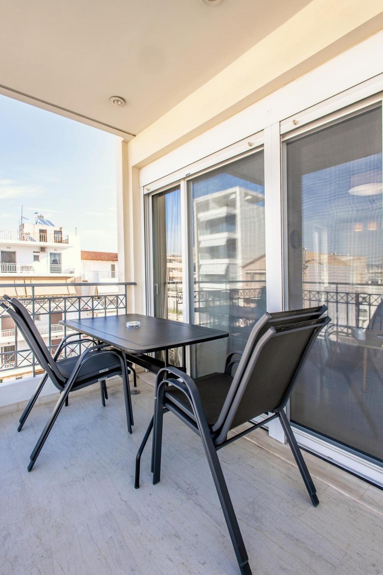 אתונה Lis153 By Smart Cozy Suites - Top Floors With Amazing City View - Available 24Hr מראה חיצוני תמונה